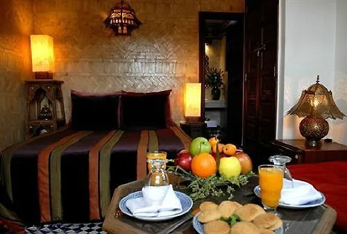 Hotel Dar Tazi - Medina View Fez Riad